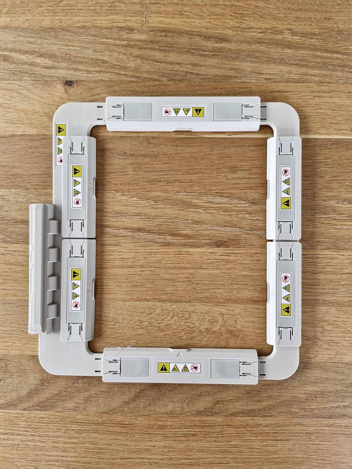 Brother magnetic embroidery hoop 160×180 Magnetic Brother embroidery hoop 160x180 with strong holding magnets